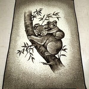 MORA SON DE ABRIGO Throw Blanket Fleece Cozy Koala Bear & Cub 6' x 4' Brown VTG